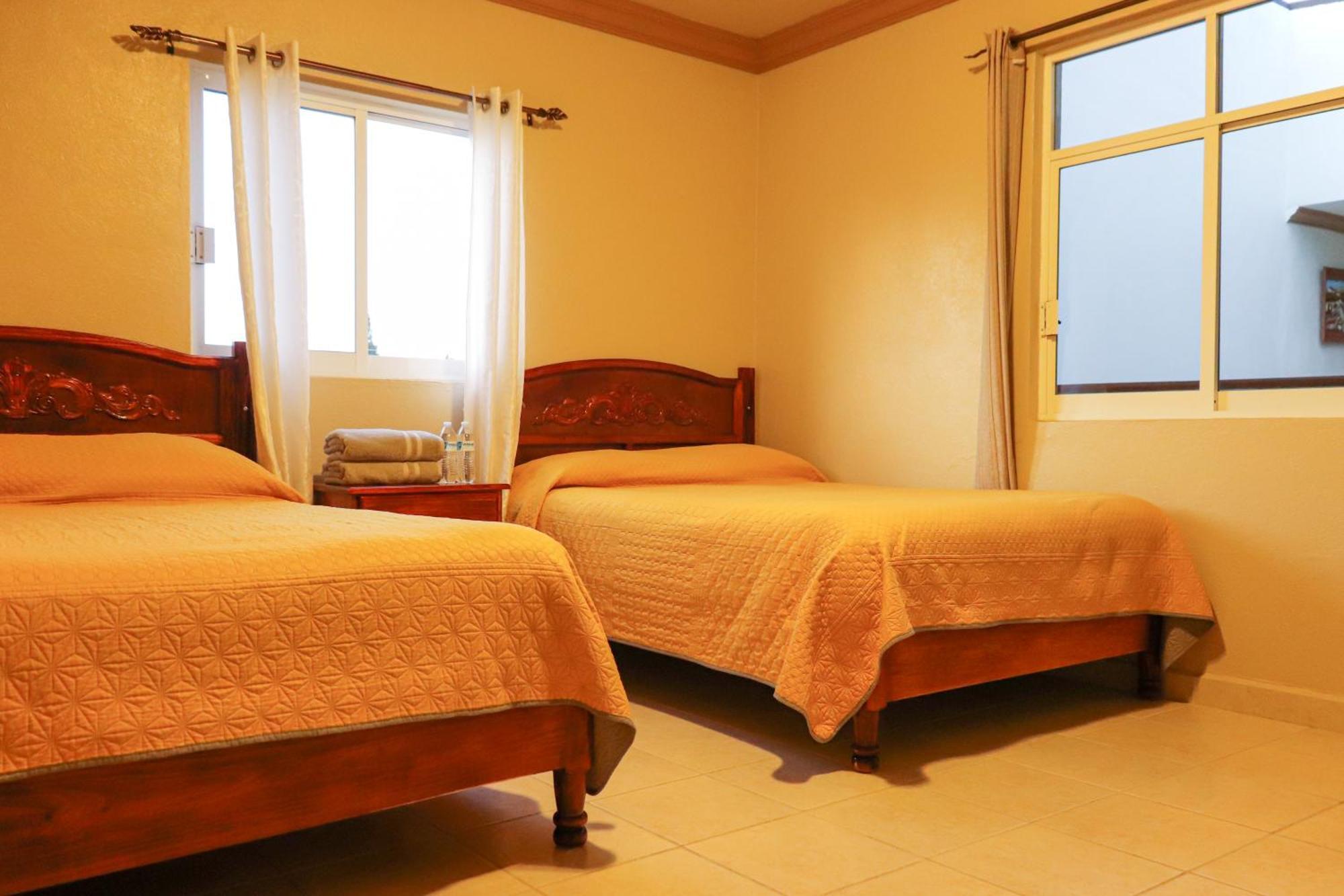 Hotel Coroneo エクステリア 写真