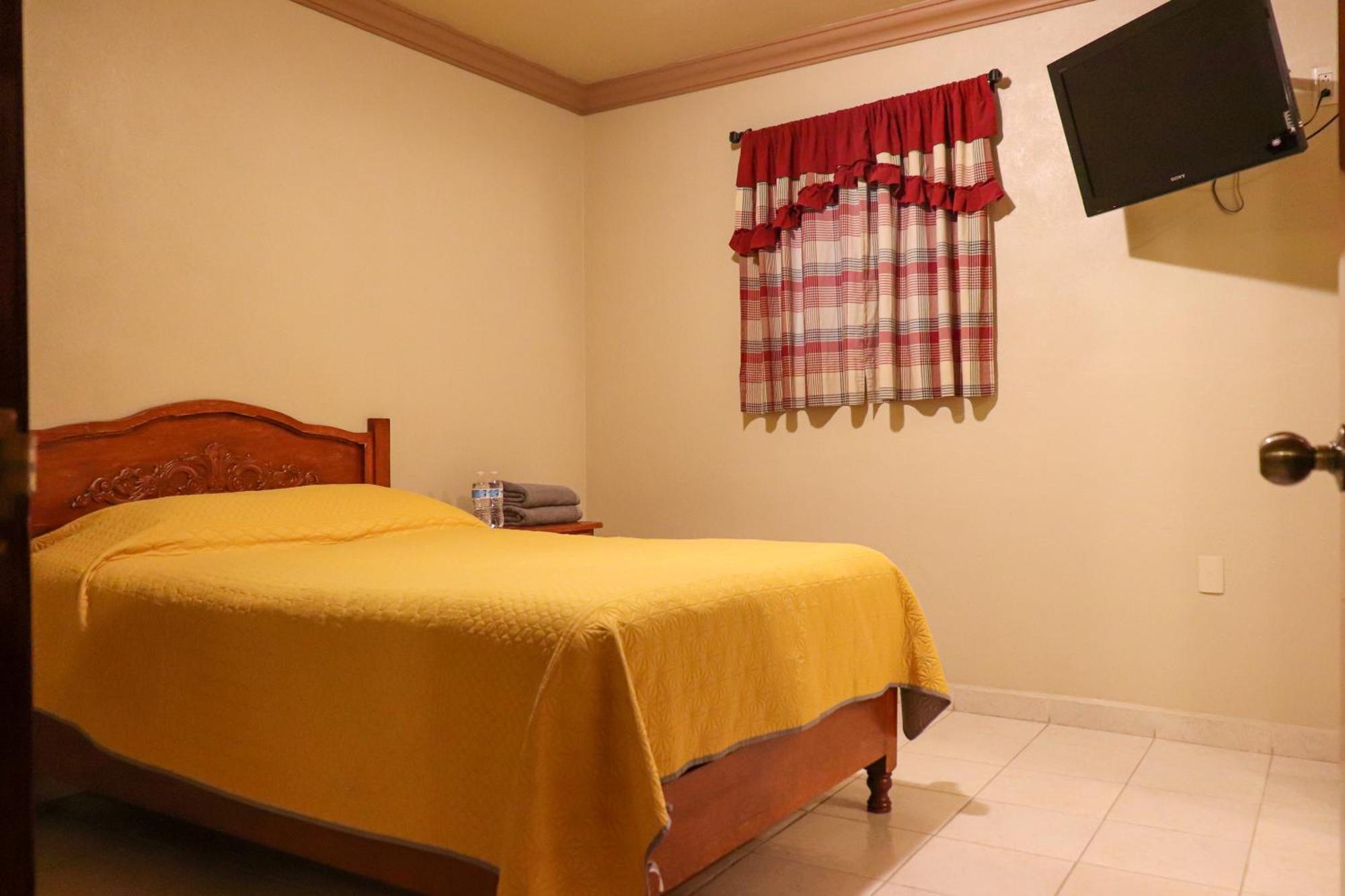 Hotel Coroneo エクステリア 写真